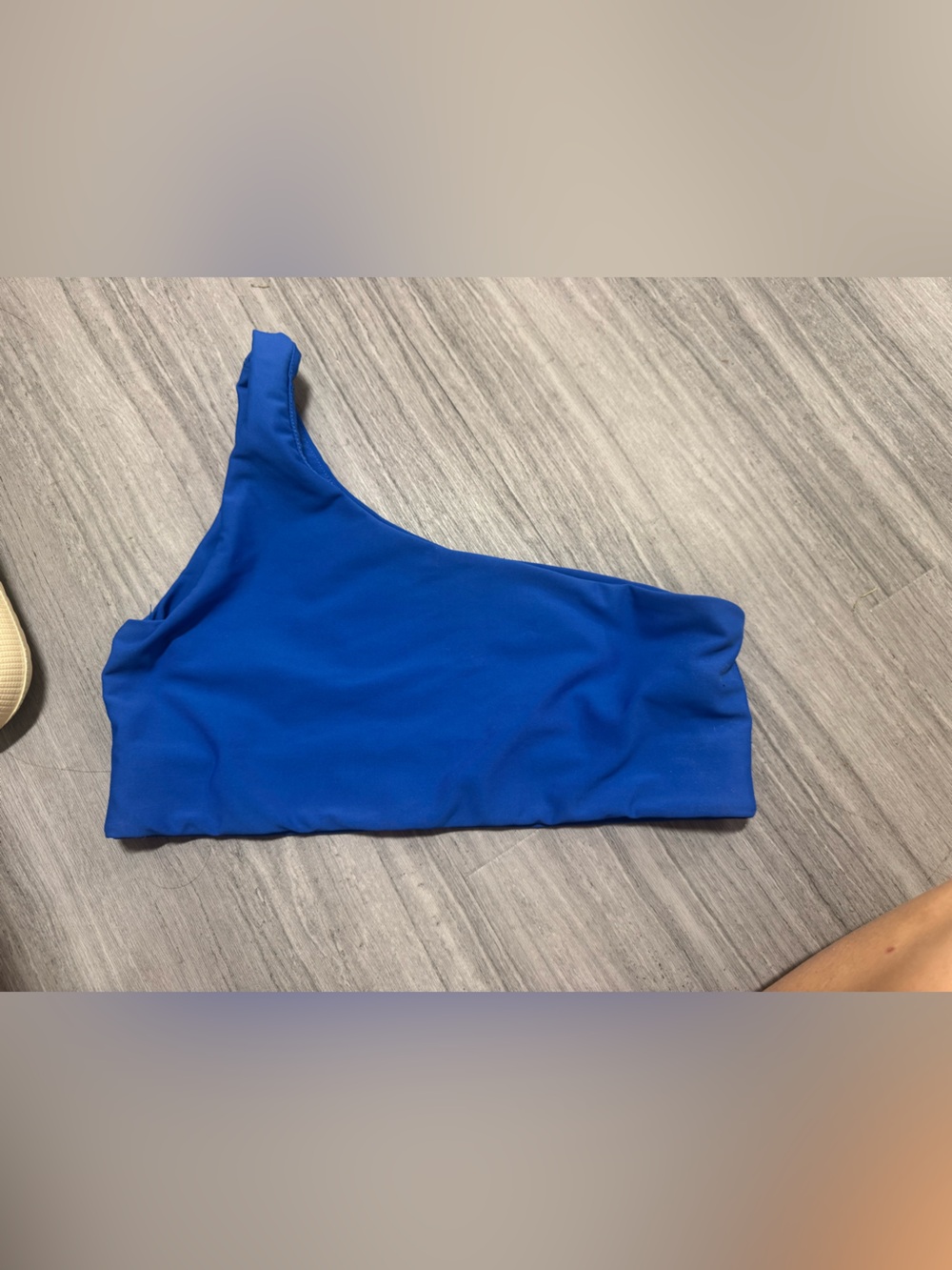 Aqua One-Shoulder Sports Bra in Royal Blue